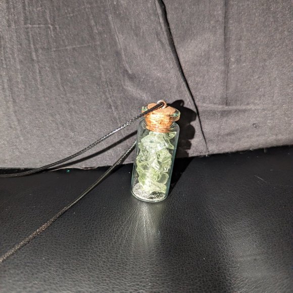 Uranium Glass Vial with Necklace Cord 10 mL - Picture 2 of 3